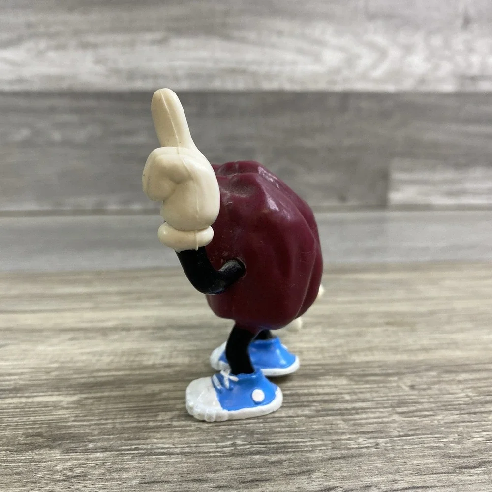 California Raisins PVC Figure Finger Pointing Up Raisin Vintage